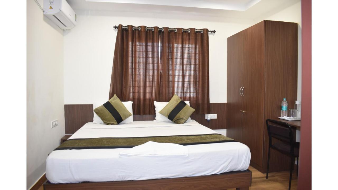Symphony Suites Bangalore Exterior photo